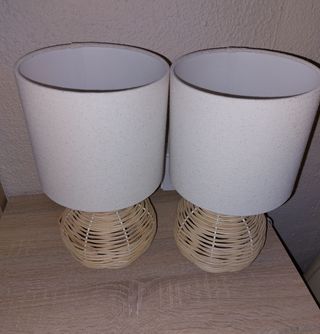 2 lámparas mesa mimbre beige