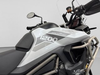 TRIUMPH TIGER 1200 RALLY PRO