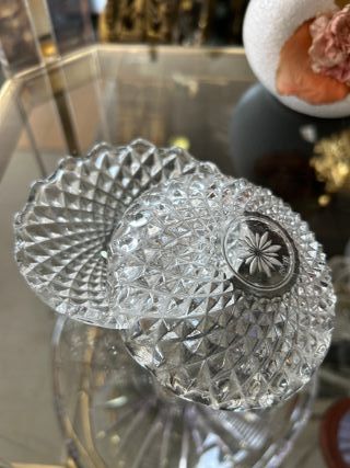 Bombonera cristal tallado