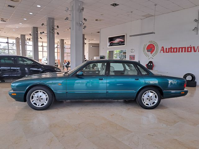 Jaguar XJ 3.2 Sport V6