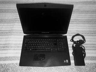 Portátil Alienware 17" Gaming