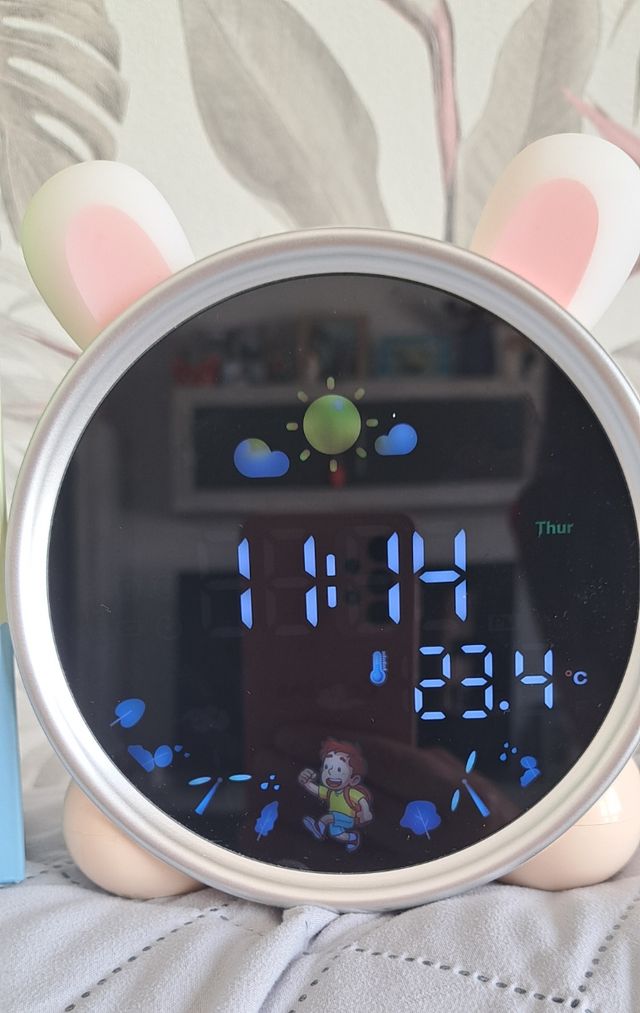 Reloj despertador infantil conejo