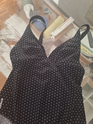 Bañador Oysho lunares negro