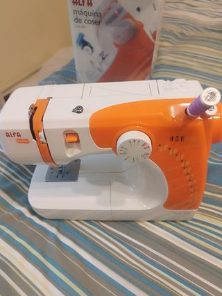 Máquina de coser Alfa 659