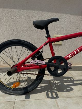 BMX roja para niños