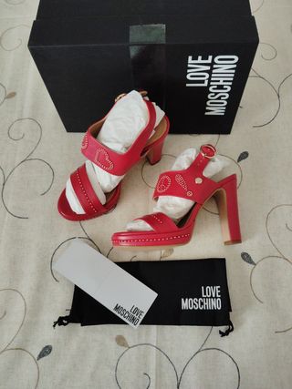 Love Moschino 38 nuevas 