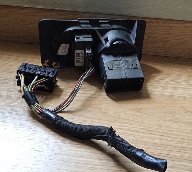 Interruptor con conector luces Seat Ibiza 6L