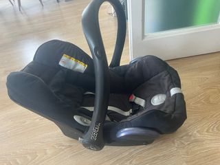 Maxi-Cosi portabebés + funda