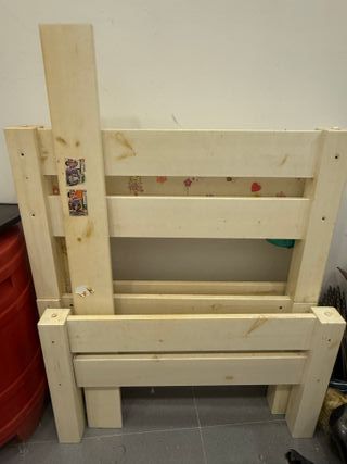 Cama litera blanca de madera