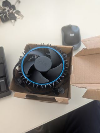 Ventilador Intel - CPU Cooler