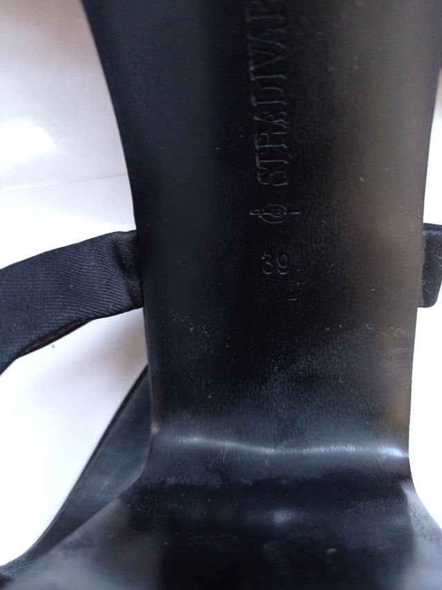 Tacones negros plataforma