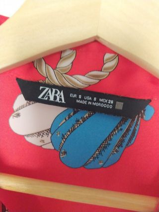 Camisa Zara roja raso