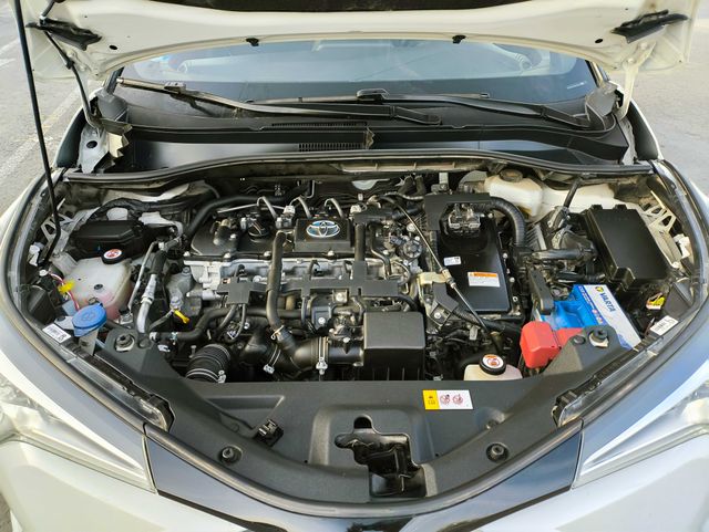 Toyota C-HR 2019 POCOS KMS EXCELENTE ESTADO EXTRAS