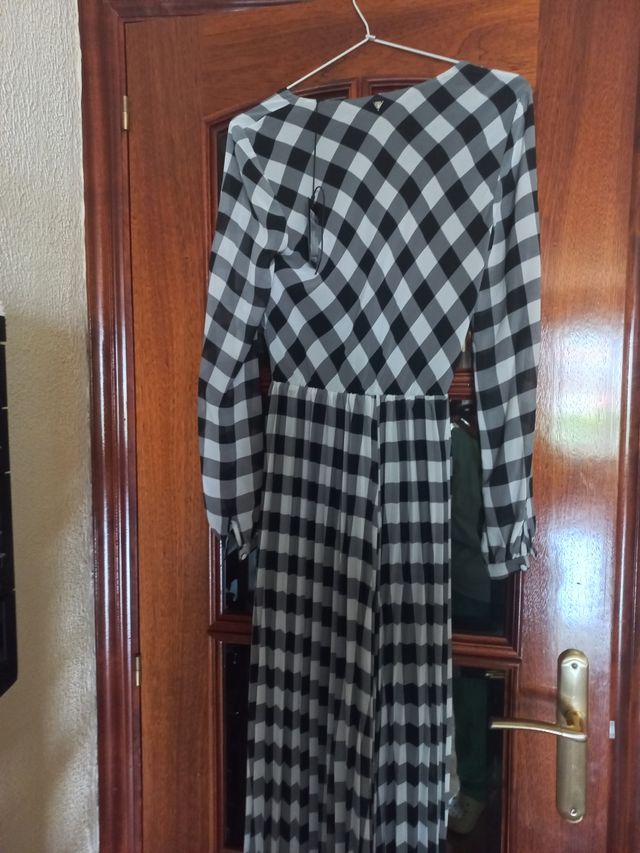 Vestido GUESS cuadros blanco-negro