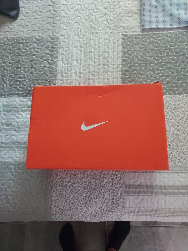 Botas Nike Zoom Vapor 16 Academy TF