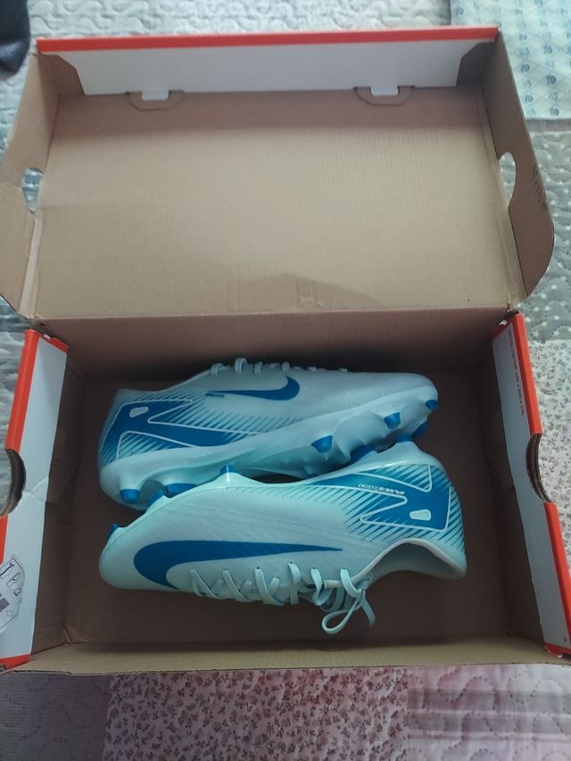 Botas Nike Zoom Vapor 16 Academy TF