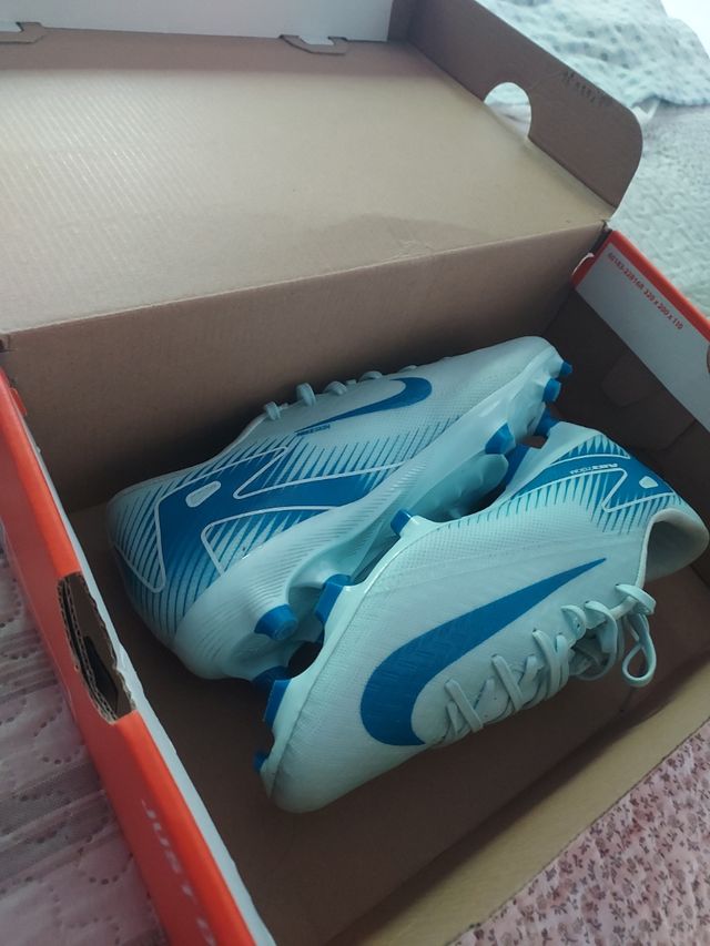 Botas Nike Zoom Vapor 16 Academy TF