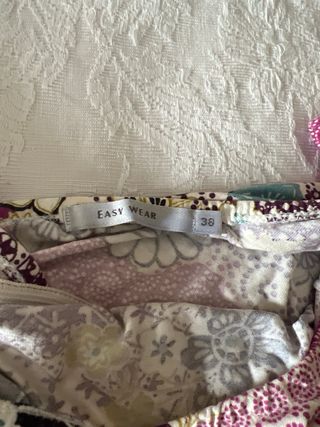 Blusa flores multicolor