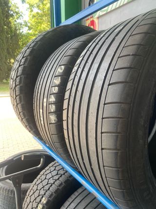 Cubiertas seminuevas 235-45r19 245/40R19