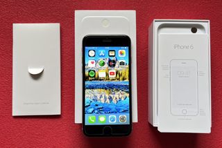 iPhone 6 64GB + iPhone 4S 32GB Lotto Smartphone