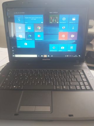 Portátil eMachines E720