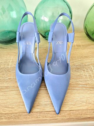 Zapato tacón destalonado azul grisaceo zara