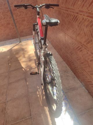 Bicicleta montaña BH