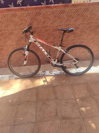 Bicicleta montaña BH