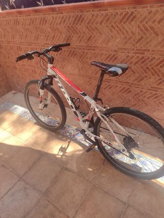 Bicicleta montaña BH