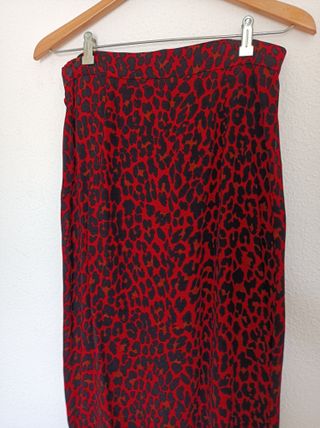 Falda midi Zara - leopardo rojo
