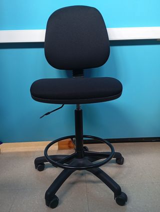 Silla giratoria alta oficina negra