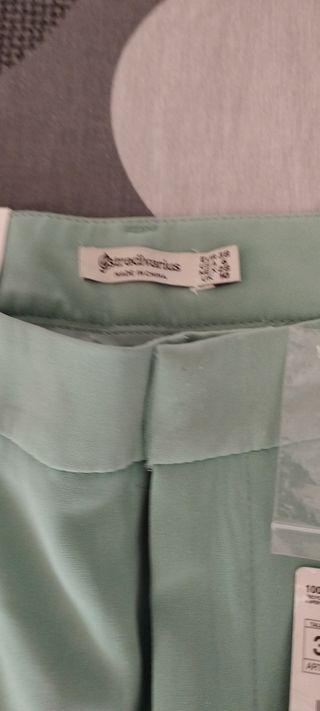 Pantalones Mango verdes - M