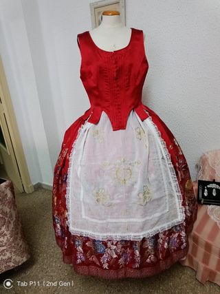 Traje regional huertana rojo