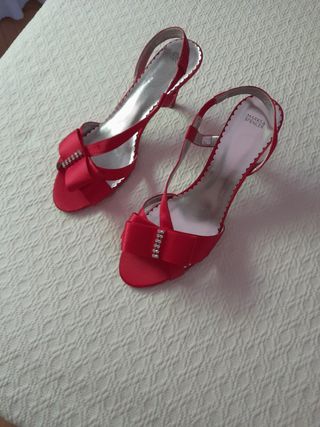 Sandalias rojas Marks & Spencer