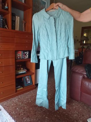 Traje Purificación GARCIA azul claro