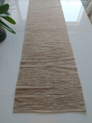 Camino de mesa beige banak