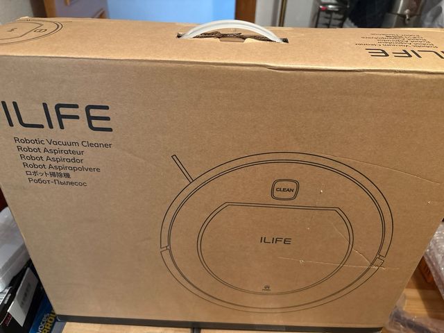 Robot aspirapolvere e lavasciuga pavimenti ILIFE V7s Plus