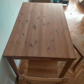 Mesa y 4 sillas Ikea - Madera