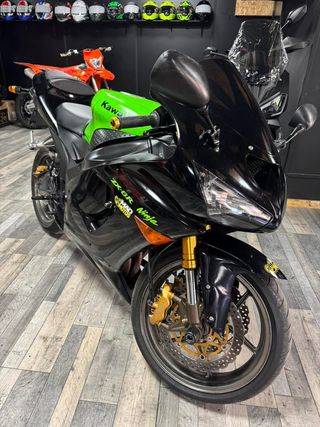 KAWASAKI NINJA ZX6R 2006 . (25kw en ficha)