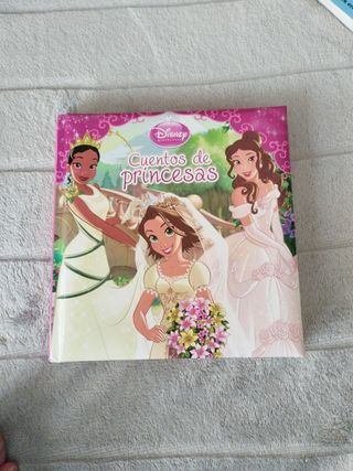 CUENTOS DE PRINCESAS DISNEY (Spanish Edition)