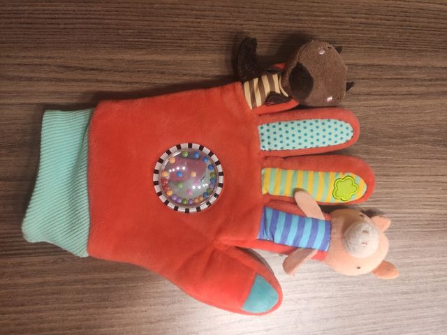 Guante títeres 3 cerditos.
Sin usar.