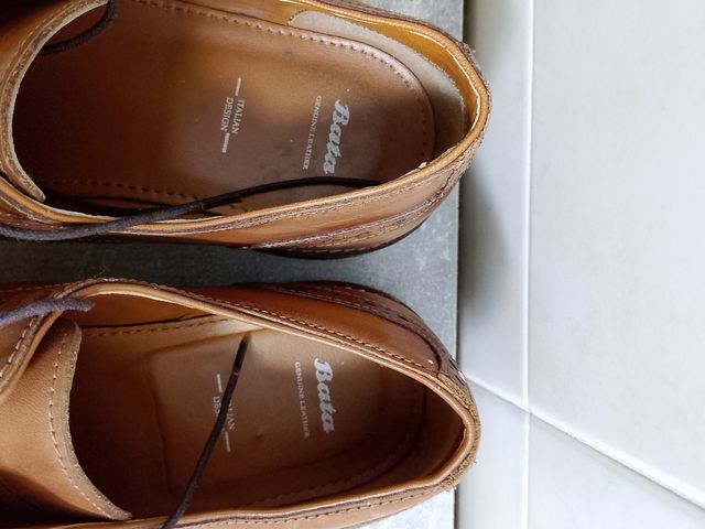 Scarpe eleganti Bata marroni