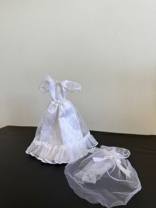 wedding party vestido Barbie 1984