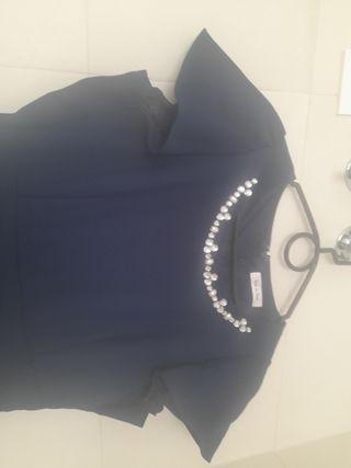 Vestido azul marino fiesta.