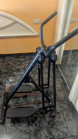 Bicicleta estática ejercicio