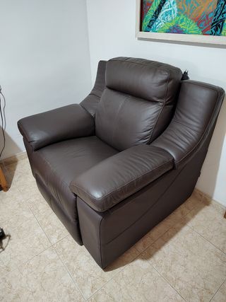 Sillón relax con motor piel marrón 100x100
