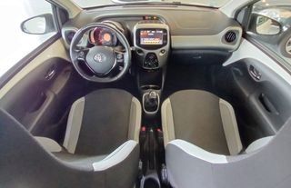 TOYOTA AYGO X-PLAY
