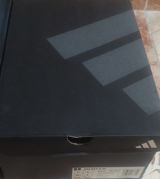 Zapatillas Adidas - cajas vacías