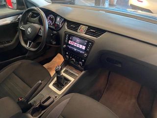 Skoda Octavia Combi 1.0tsi 115cv