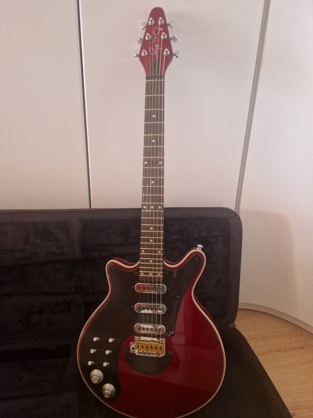Guitarra Brian May Red Special